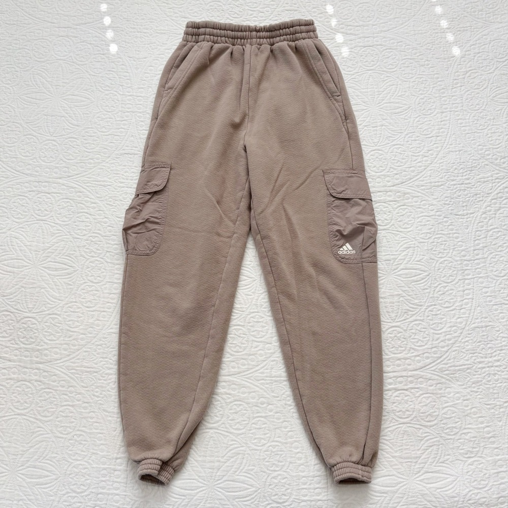 Adidas Women's Q1 Utility Jogger Sweatpants, Tan Sz XS
